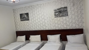 Comfort Room | 1 bedroom, free WiFi, bed sheets