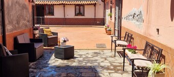 I Vacanzieri - family friendly facility, large courtyard, close to the sea
