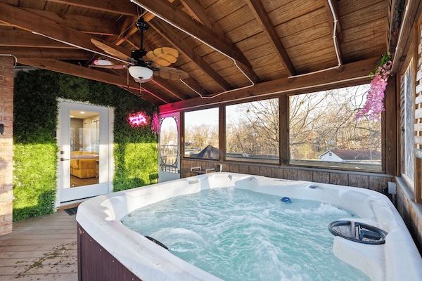 Bain à remous extérieur