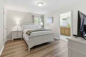 5 bedrooms, iron/ironing board, WiFi, bed sheets - 5 BD/4 BA Private Pool! Paradise Palms (8839 CP) (Kissimmee)