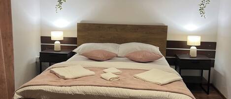 WiFi, bed sheets