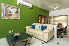 リビング エリア