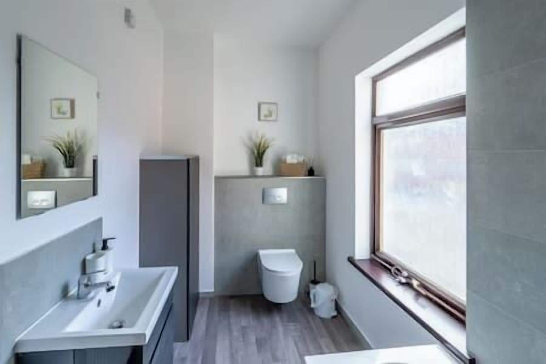 Een douche, handdoeken