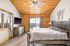 5 室のベッドルーム、アイロン / アイロン台、WiFi (無料)、ベッドシーツ