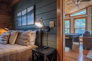 4 Schlafzimmer, Bügeleisen/Bügelbrett, WLAN, Bettwäsche