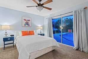 4 bedrooms, desk, iron/ironing board, travel cot
