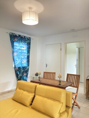 Interior - In the heart of Guadeloupe 🦋 roots and wings... (Petit-Bourg)