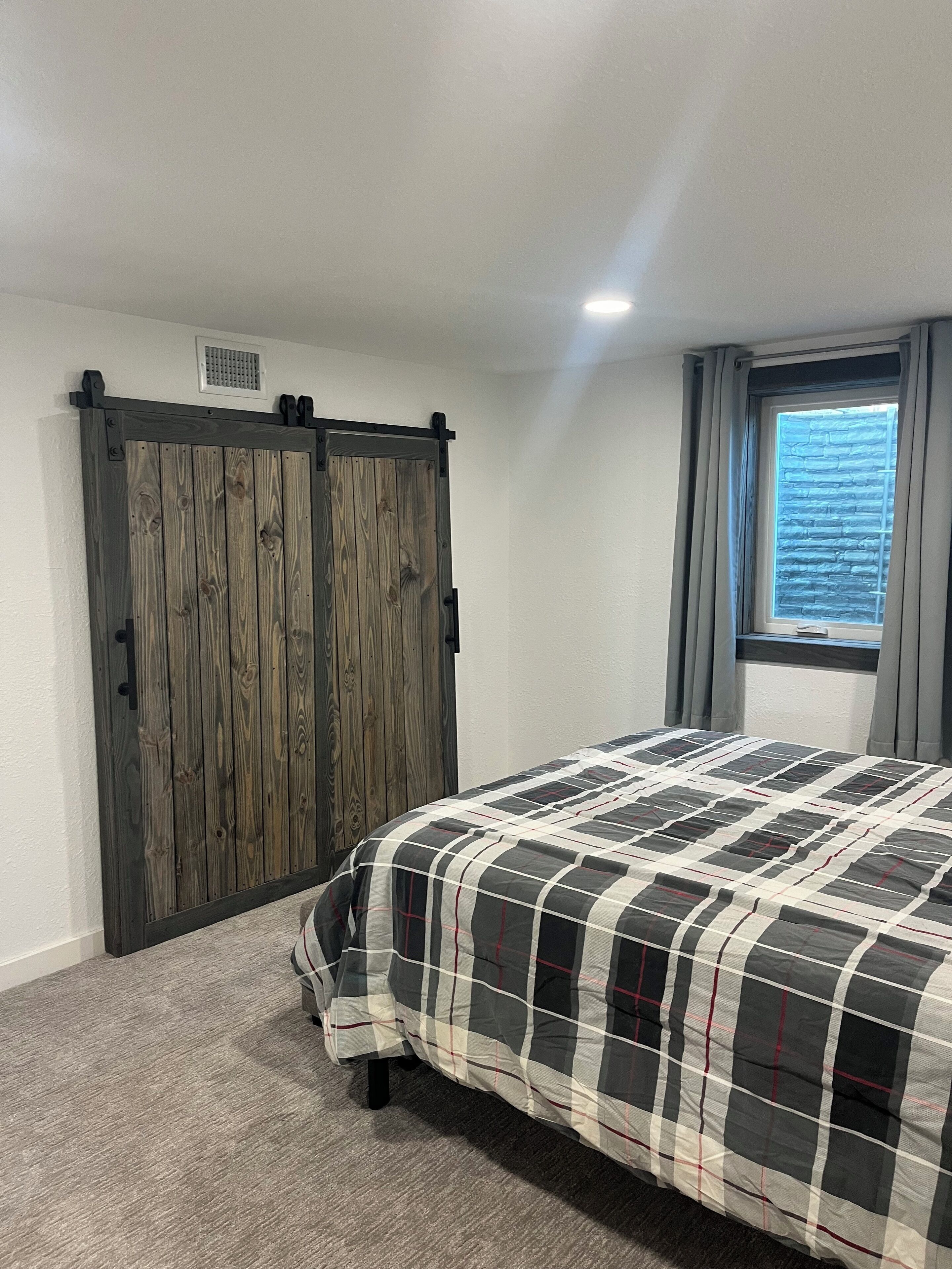 4 bedrooms, WiFi, bed sheets