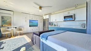 Desk, iron/ironing board, free WiFi, bed sheets