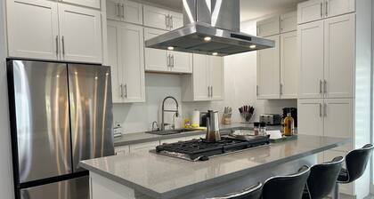 Brand New House 2025 unit 2, Private Pool,3 Beds 3 Baths in Gated Community!