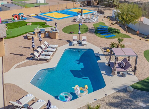 Beheizter Pool