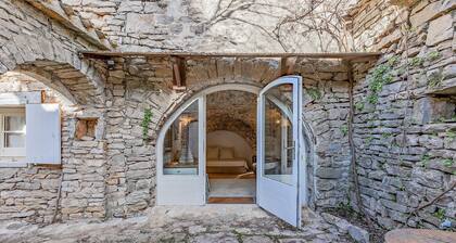 Magnifique maison de 11 chambres Ă LE.