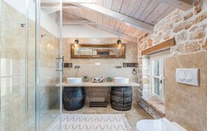 Shower - Beautiful home in Porec (Porec)