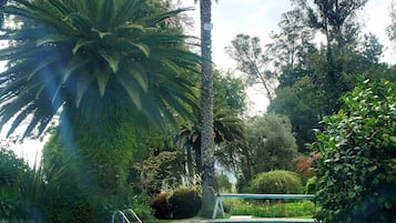 Indendørs pool, udendørs pool