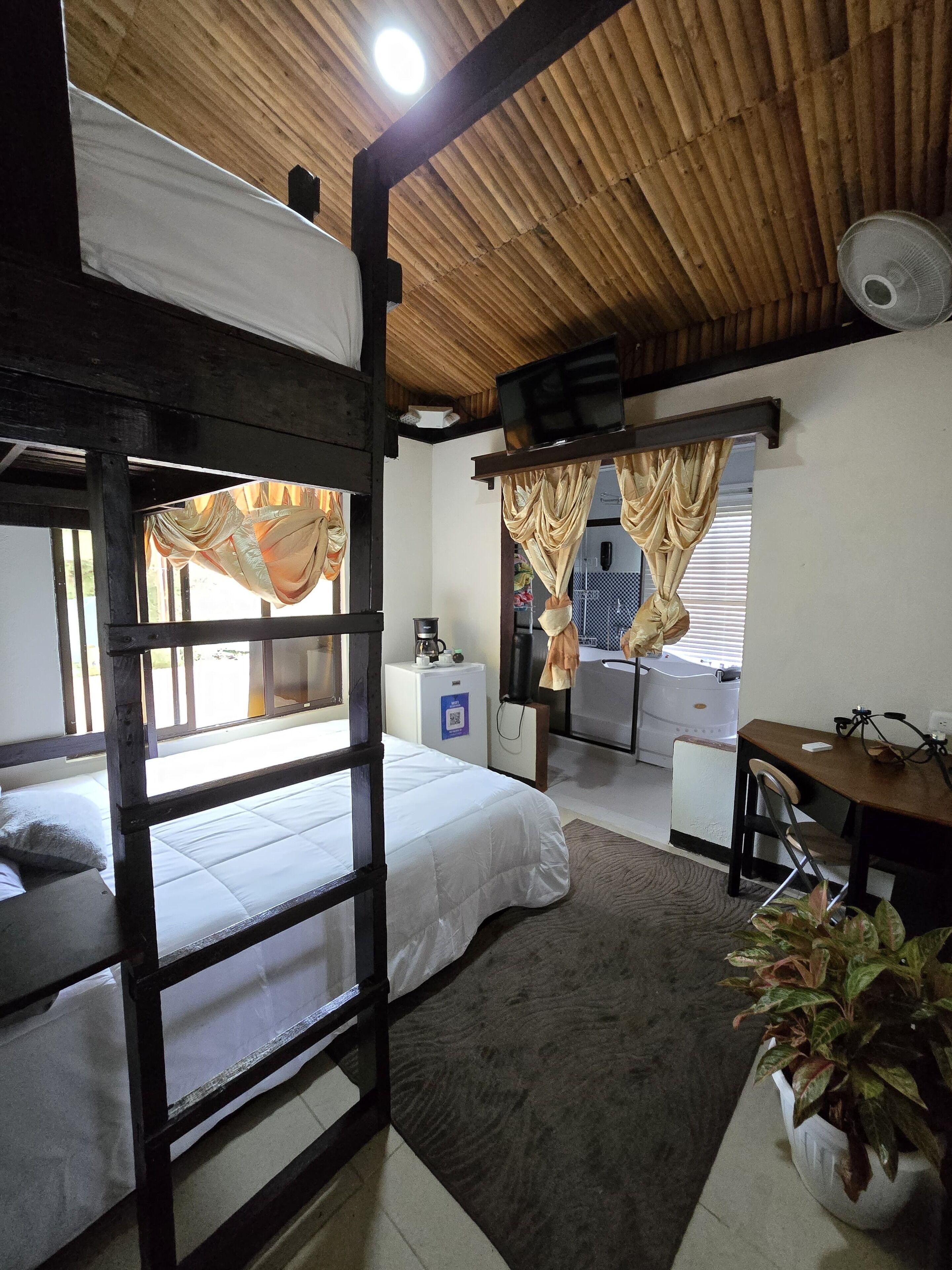 Apartment, Mountain View | Individually decorated, individually furnished, blackout drapes