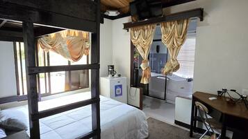 Apartment, Mountain View | 1 bedroom, individually decorated, individually furnished