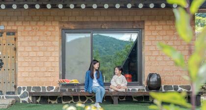 Yangpyeong Vivaco Hanok Stay