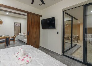 3 Schlafzimmer, Zimmersafe, Bügeleisen/Bügelbrett, WLAN