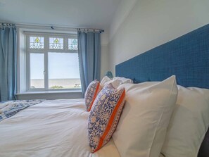 Unclassified image, 4 of 64, button