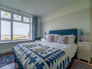 Desk, iron/ironing board, travel crib, WiFi