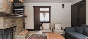 Charming 1896 farmhouse in Clarkston