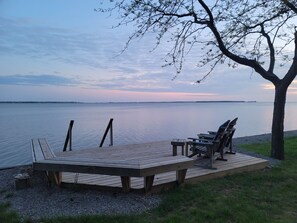 Property grounds - Spacious 7-bedroom Lake-front house in charming Sand Point, MI with WiFi, AC (Pigeon)
