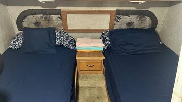1 habitación, wifi y ropa de cama