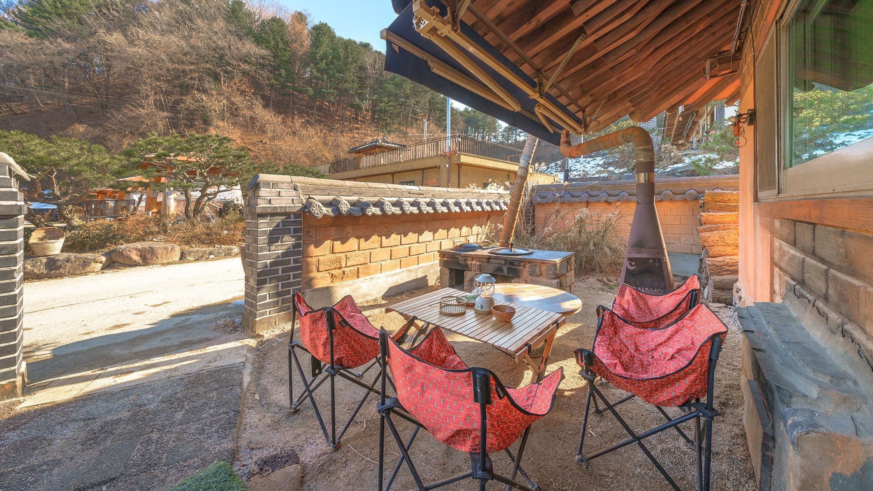 Basic Room, 1 Bedroom (Cheolhee's Room) | 1 bedroom, free WiFi