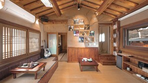 Basic Room, 1 Bedroom (Younghee's Room) | 1 bedroom, free WiFi - Yangpyeong Agni Choshi Mae Hanok Stay (Yangpyeong)