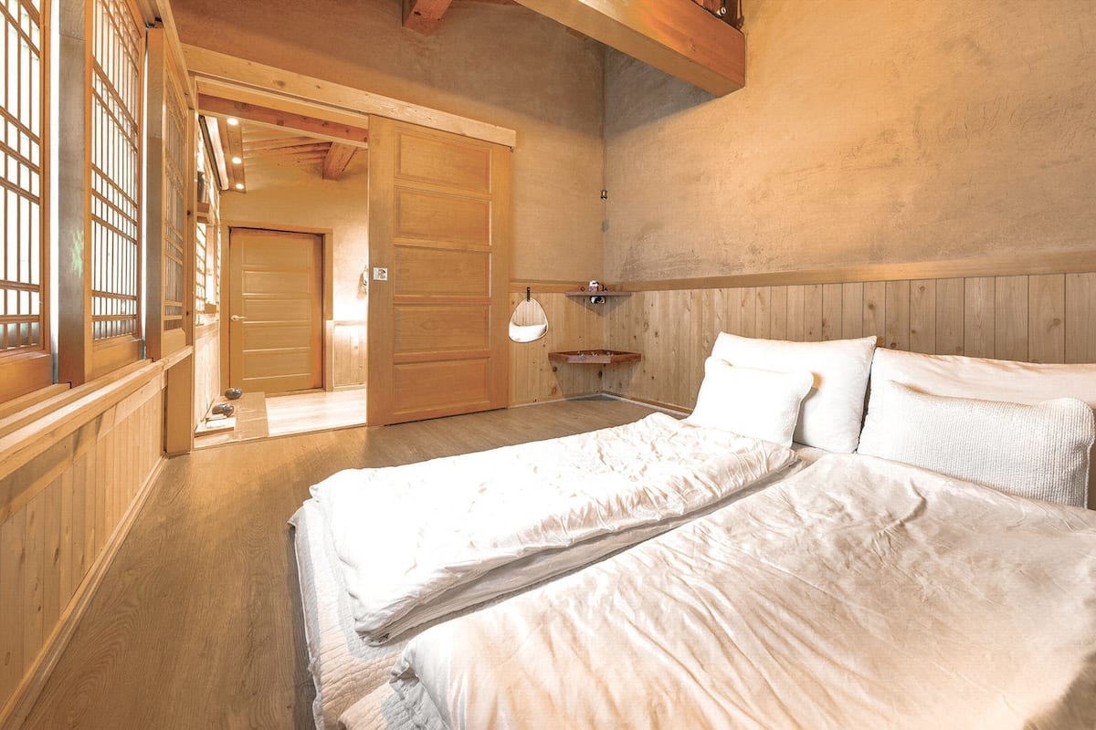 Basic-Zimmer, 1 Schlafzimmer (Malja's Room) | 1 Schlafzimmer, kostenloses WLAN