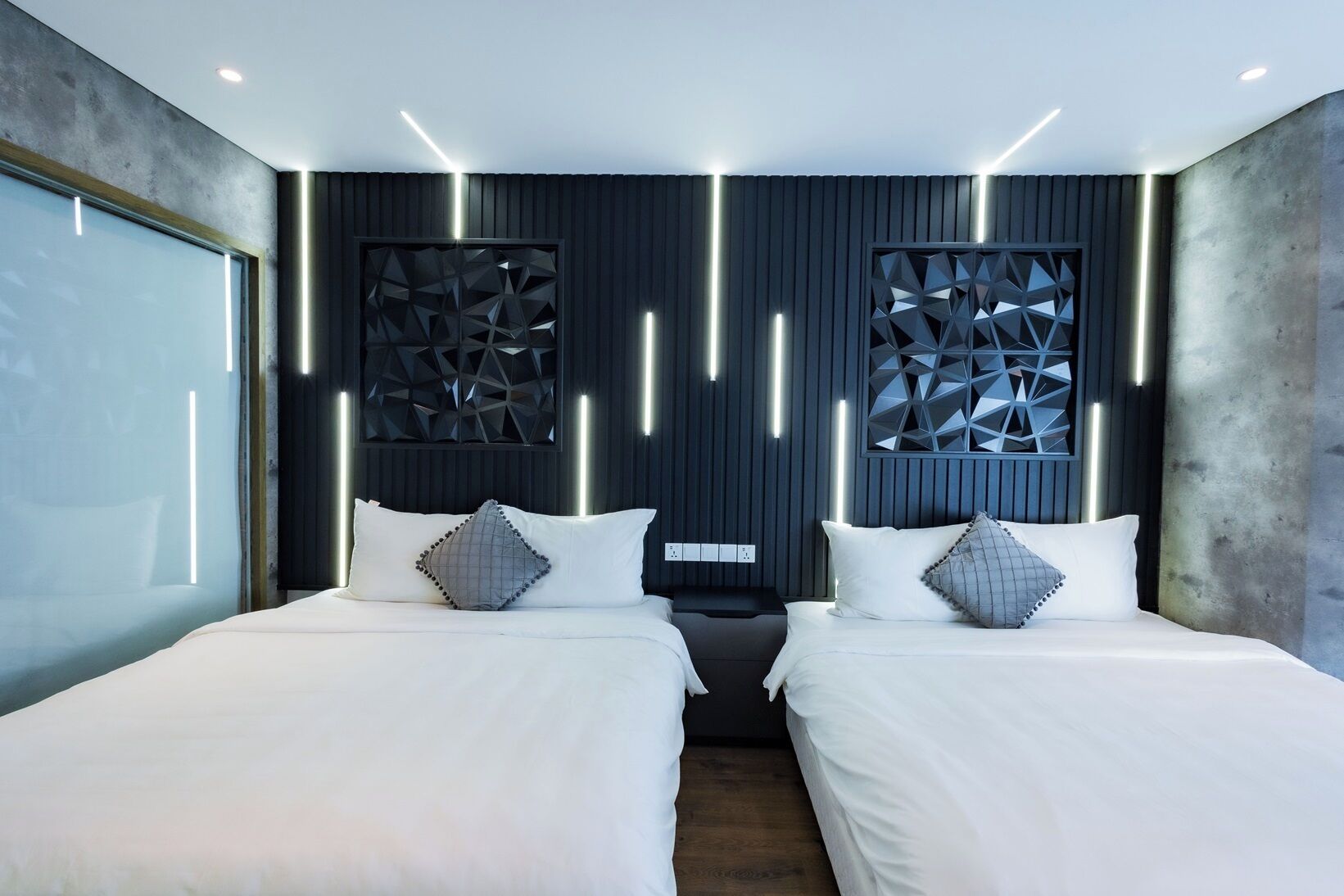 Premium bedding, down duvets, Tempur-Pedic beds, free minibar