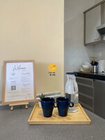 Apartamento Confort, balcón, vistas parciales al lago | Zona de estar