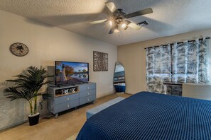2 bedrooms, desk, iron/ironing board, free WiFi