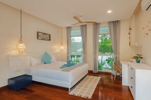 4 slaapkamers, een bureau, een strijkplank/strijkijzer, gratis wifi