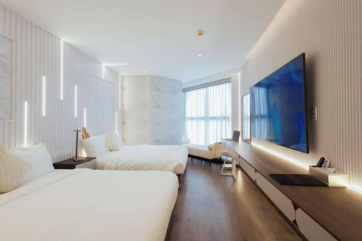 1 dormitorio, ropa de cama de alta calidad, edredones de plumas