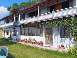 واجهة المنشأة