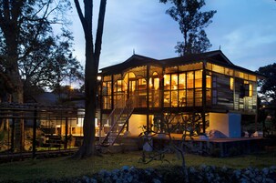 Executive Villa, Garden View | Seterika/papan seterika, Wi-fi percuma 