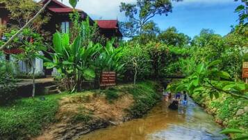 Outdoor pool, open 9:00 AM to 10:00 PM, sun loungers