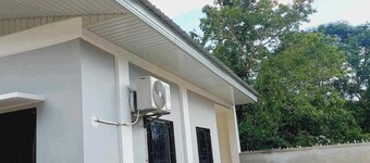 Charming 2-bedroom house with WiFi, AC in peaceful Panglao Island