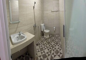 Shower, toilet paper