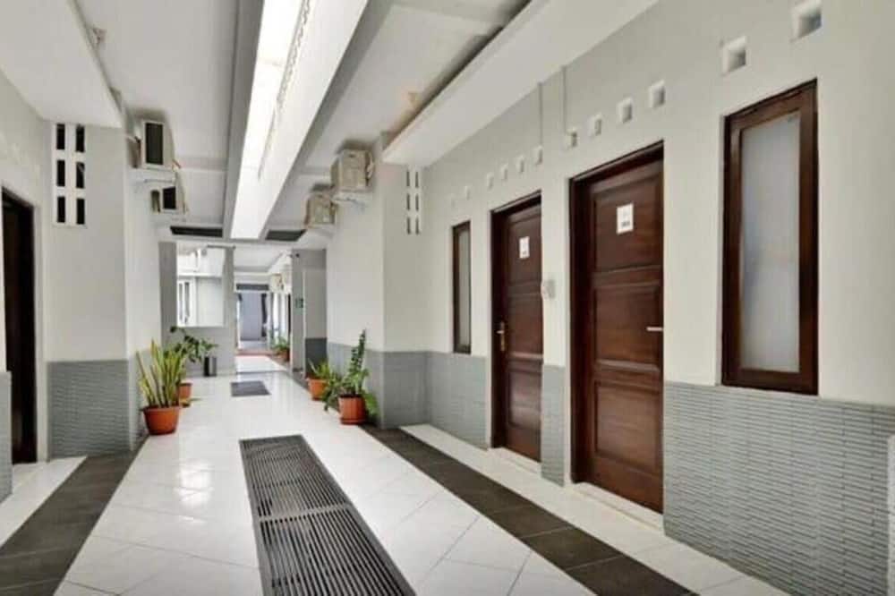 99 Guest House
