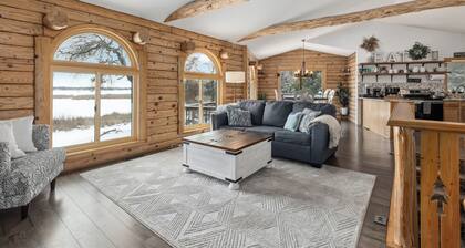 Lakeside Log Cabin w/Firepit, Dock, King Bed, Game Room, Scenic Relaxation