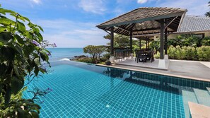 Outdoor pool - Finu@Samui - 3 Bedroom Beachfront Villa (Chang Wat Surat Thani)