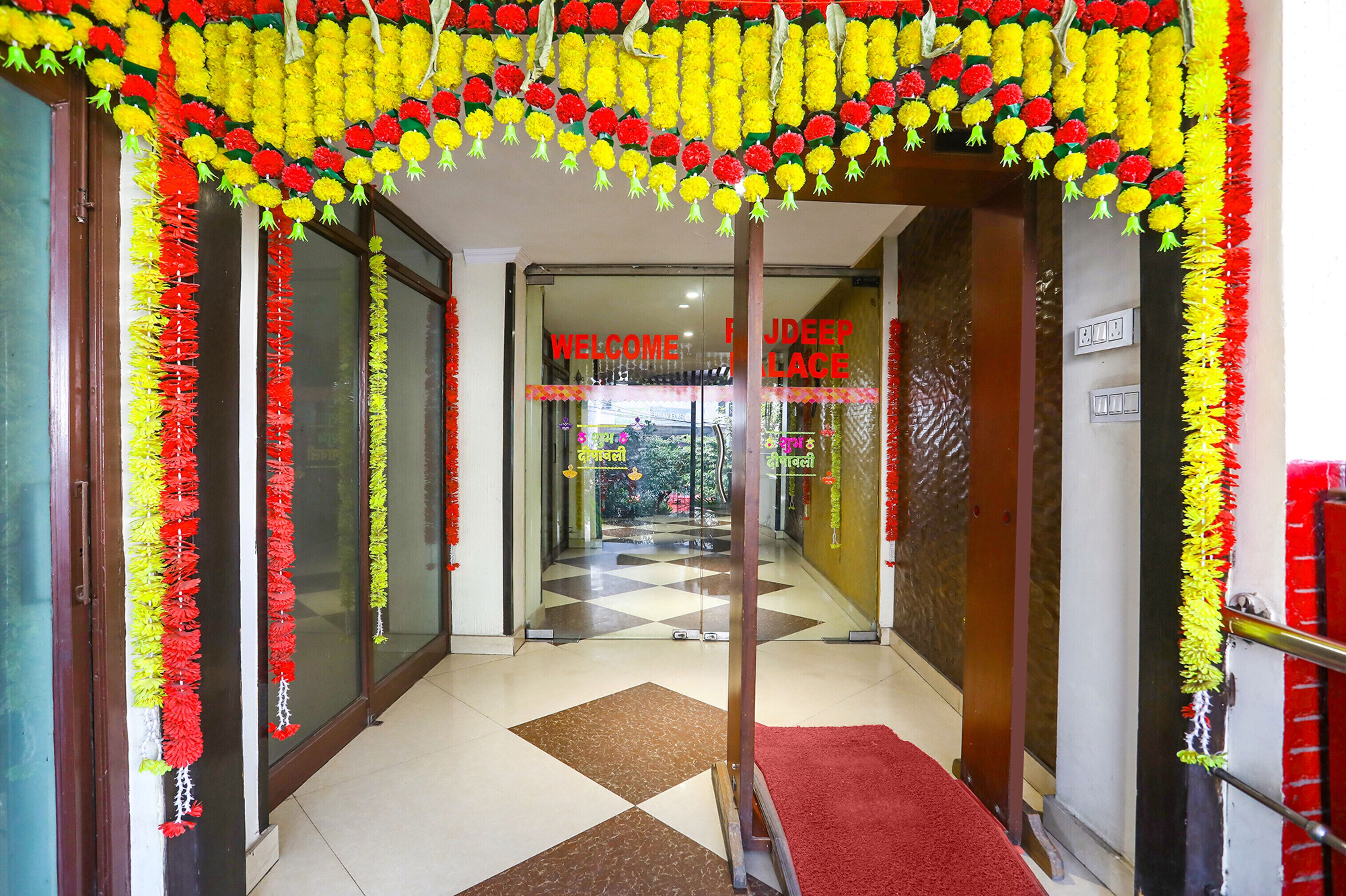 Majoituspaikan sisäänkäynti