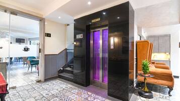 Elevator
