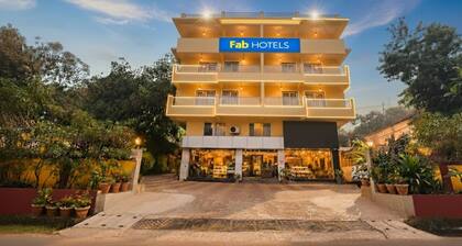 Fabhotel Sai Swastik Nr. Candolim Beach