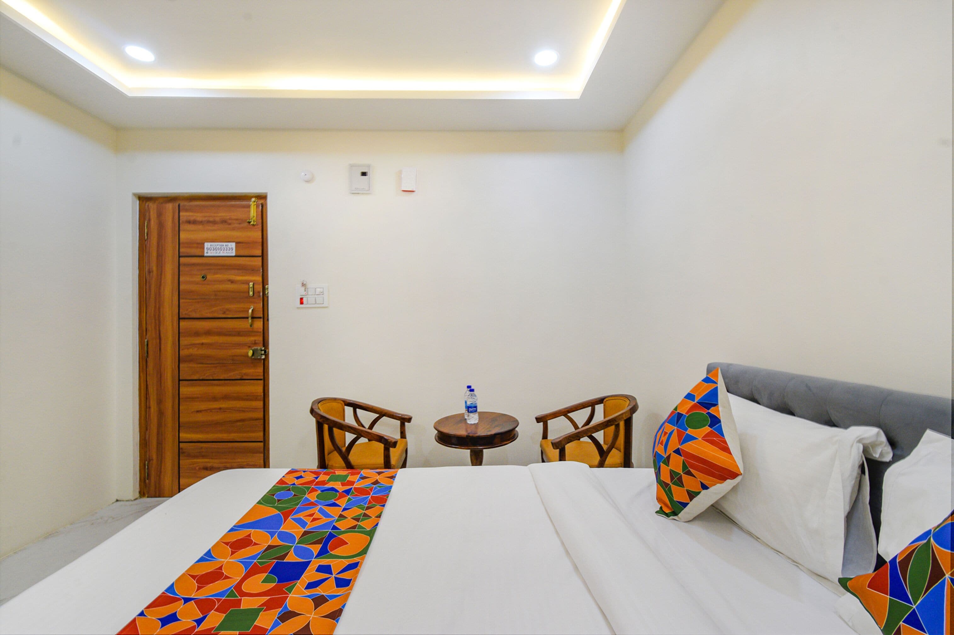 Foto - FabHotel SSR Ikon Suites - Nr Hyderabad Central University, Kondapur