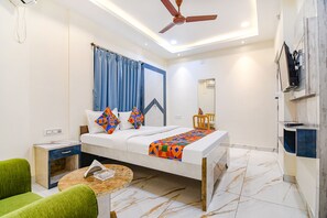 Deluxe Room | Egyptian cotton sheets, premium bedding, in-room safe, free WiFi - Fabhotel City Star (Bidhannagar)