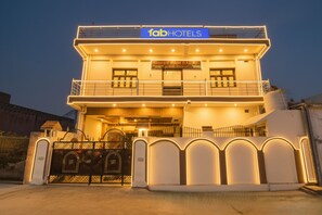 Exterior - FabHotel Awadh Inn (Ayodhya)