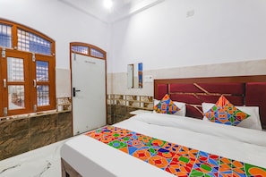 Egyptian cotton sheets, premium bedding, in-room safe, free WiFi - Fabexpress Shree Siya Raman (Ayodhya)